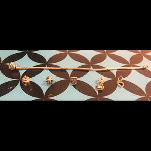 Real Pandora Bracelet Selling “V Charm”